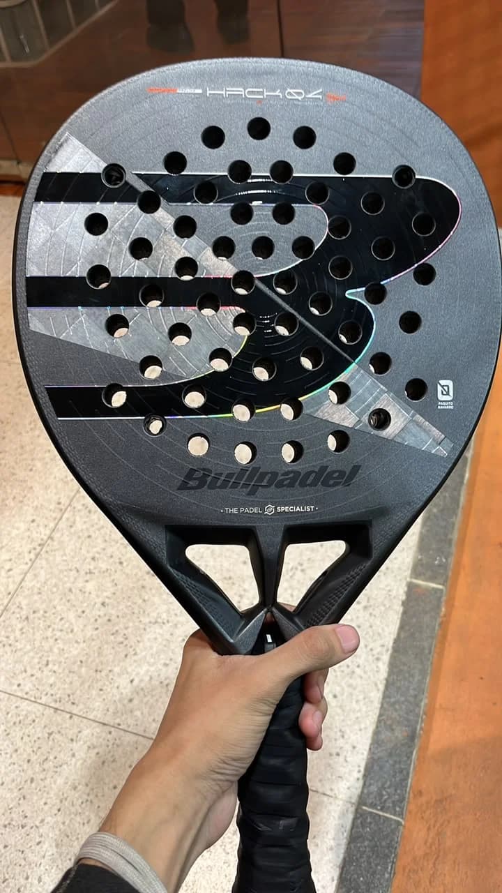 Bullpadel Hacks 04 Hybrid 2026